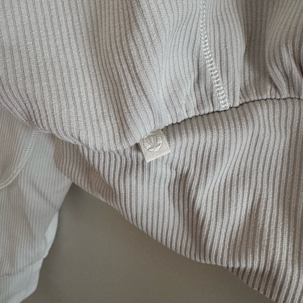 Lululemon Ribbed Softstreme Cropped Jacket - Picture 10 of 10